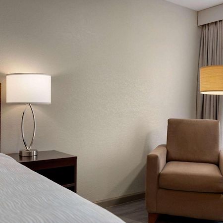 Baymont By Wyndham Emporia Va Hotel Exterior photo